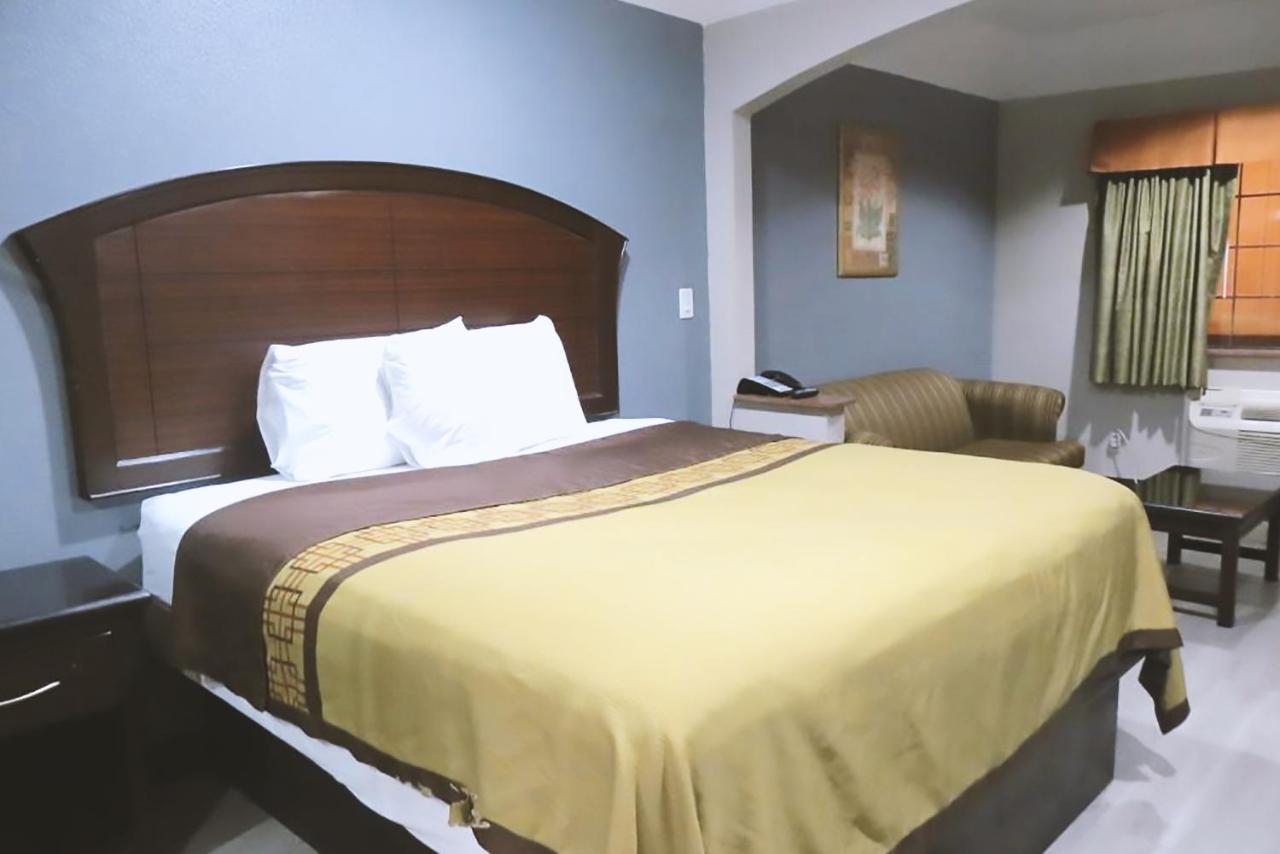 Blue Way Inn & Suites By Jasper Houston Eksteriør billede